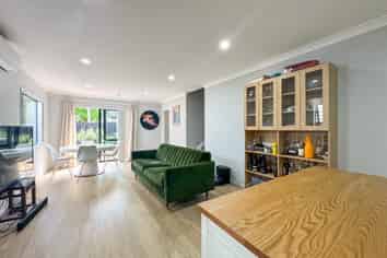 9c Sari Place, Massey