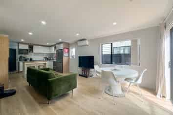 9c Sari Place, Massey