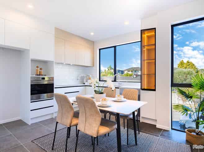 2D Grove Lane, Pakuranga Heights