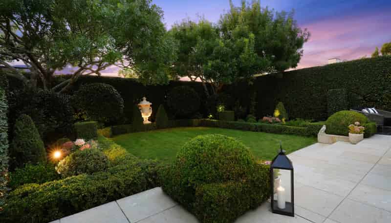 4 Burwood Crescent, Remuera