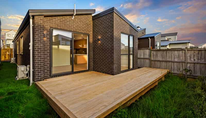 5 Herekino Street, Westgate