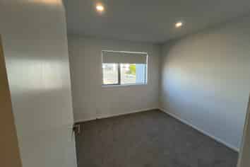 93 Ngae Place, Mangere East