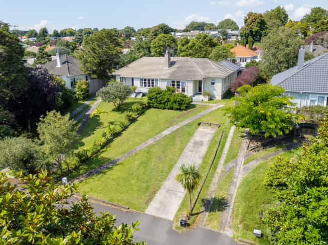 14 Plunket Terrace, Hamilton East