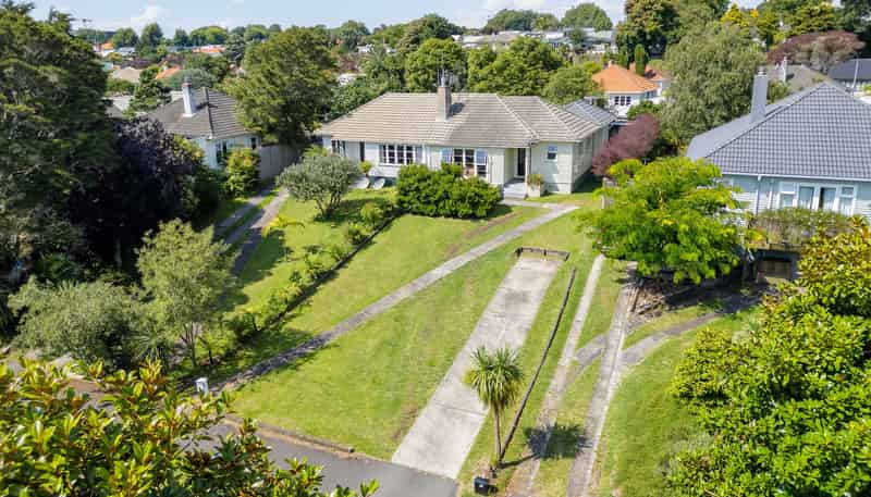 14 Plunket Terrace, Hamilton East