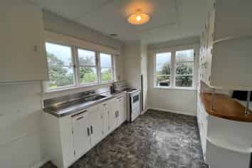 12a Walsh Road (Unit 2), Westown