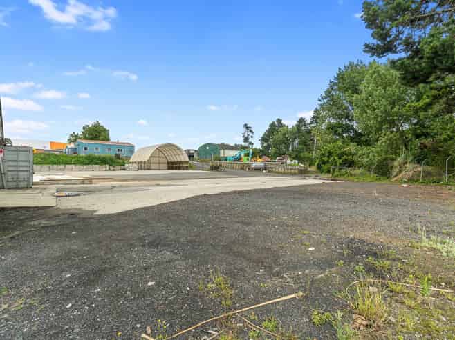 Bare Commercial Land – Queen Street