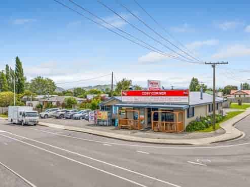 Licenced café and bar - freehold going concern