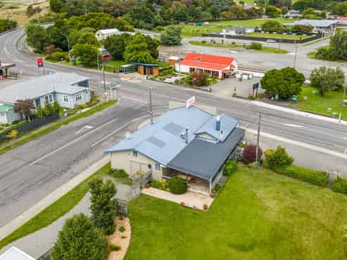 Licenced café and bar - freehold going concern