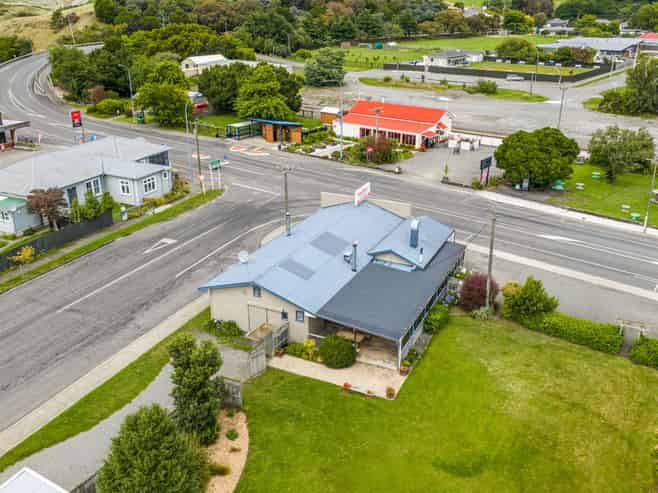 Licenced café and bar - freehold going concern