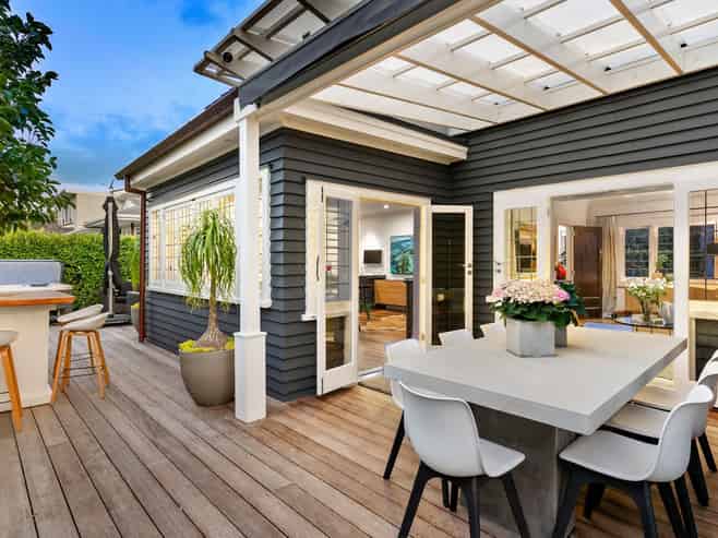 12 & 12A Springcombe Road, Saint Heliers