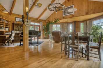 210 Keogans Road, Hokitika