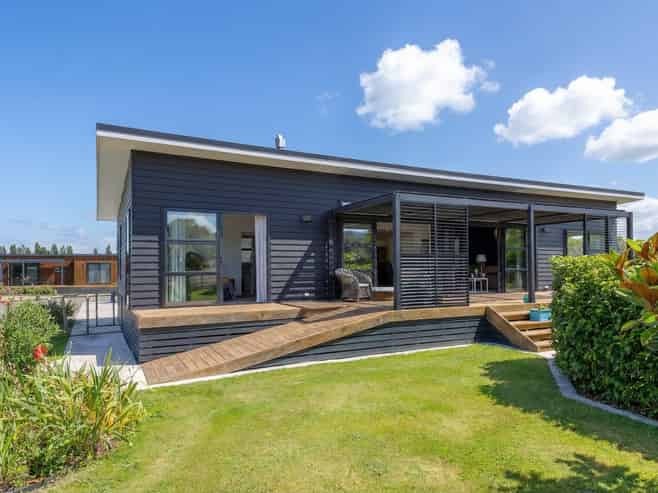 78 Thomas Road, Carterton