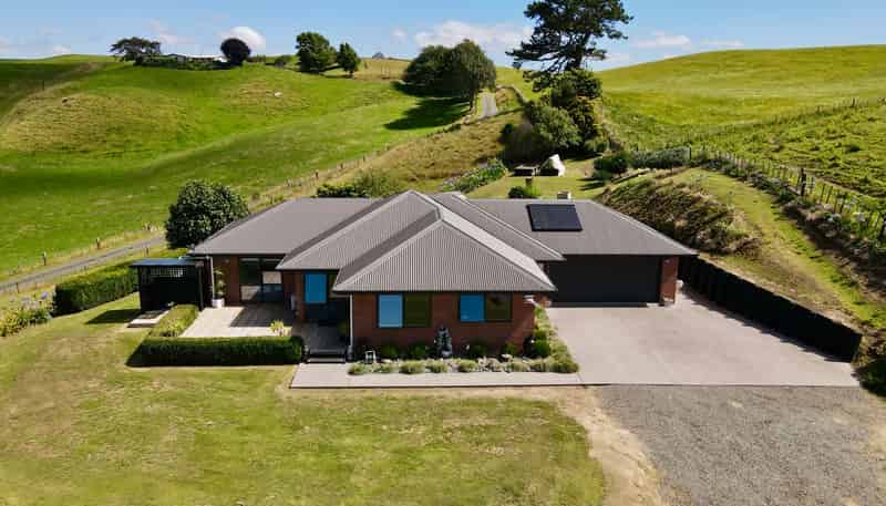 323 Dukeson Road, Lichfield