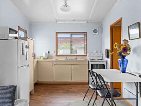 24A Avenue Road, Greenmeadows