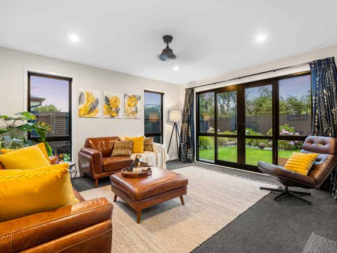 37 Robert Duncan Road, Belfast