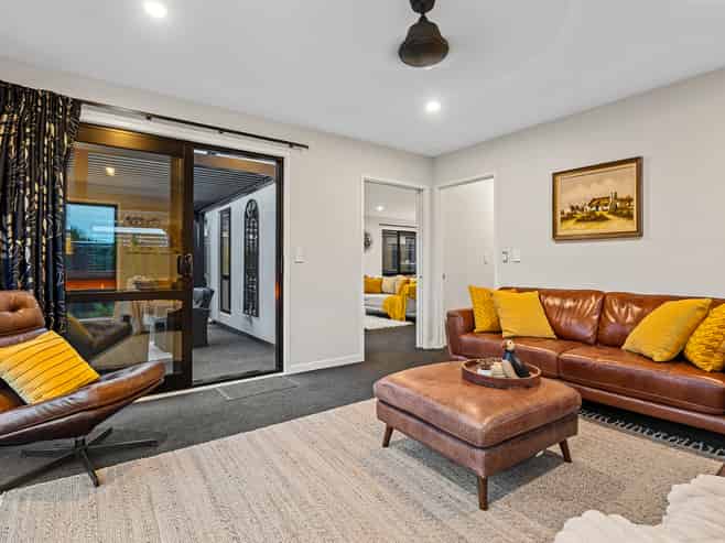 37 Robert Duncan Road, Belfast