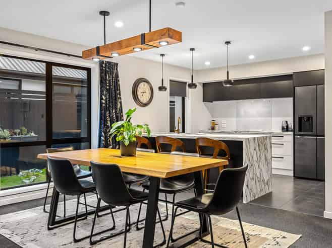 37 Robert Duncan Road, Belfast