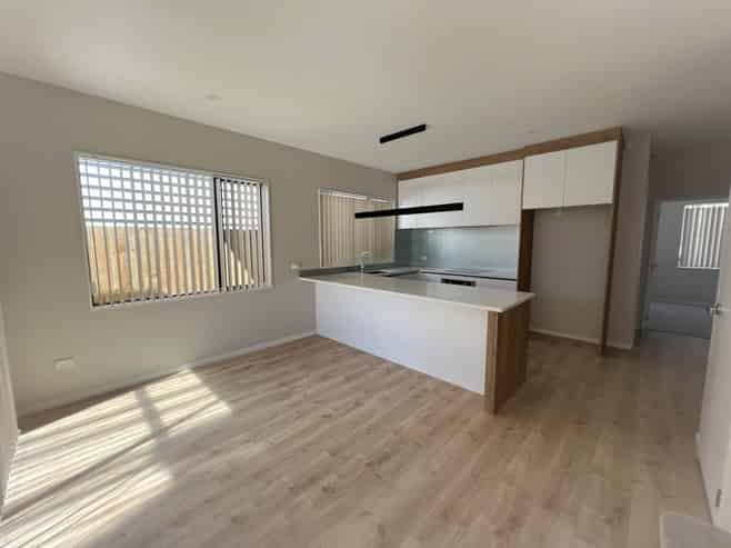 54B Chilcott Road, Henderson