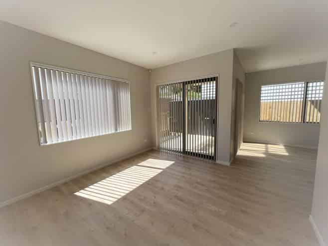 54B Chilcott Road, Henderson