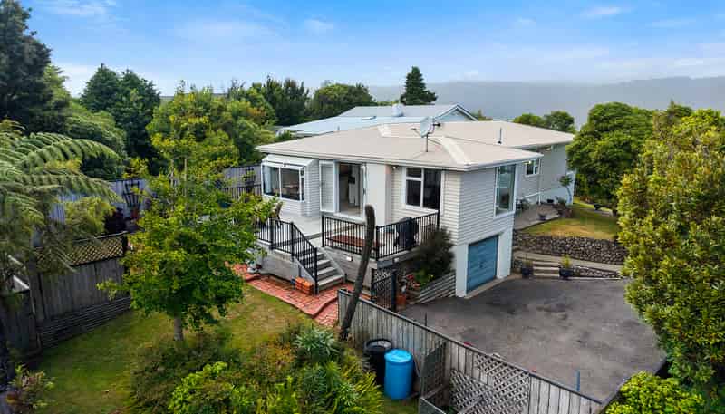 69 Belmont Tce, Belmont