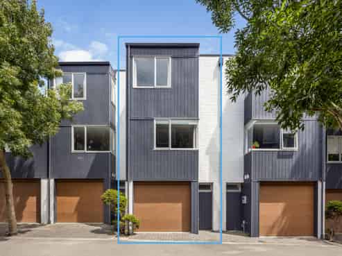 33/120 Rintoul Street, Newtown