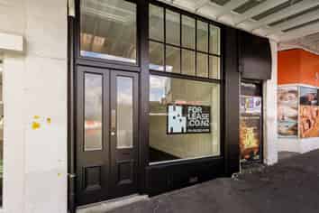 Retail Space with Parking on New North Rd