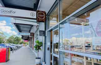 Prime Retail Space at Stoneridge on Lunn