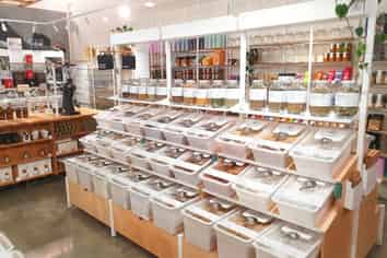 Prime Retail Space at Stoneridge on Lunn