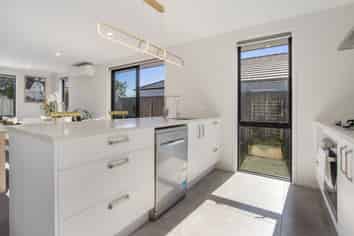 15 Opou Place, Katikati