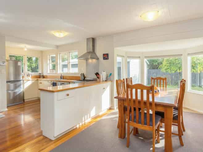 40 Reading Street, Greytown