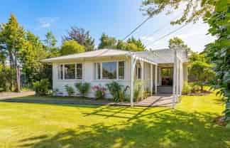 40 Reading Street, Greytown