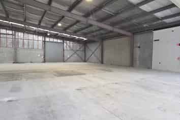 Premium Large-Format Warehouse | Unmatched Central Wellington Access