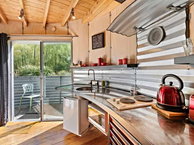 TRULY UNIQUE MOTEL BUSINESS OPPORTUNITY 