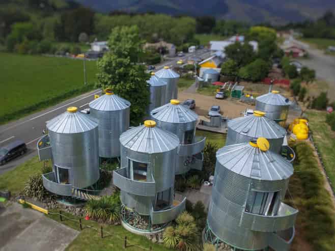 TRULY UNIQUE MOTEL BUSINESS OPPORTUNITY 