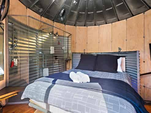 TRULY UNIQUE MOTEL BUSINESS OPPORTUNITY 