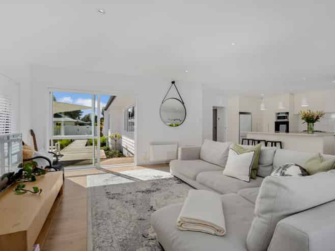 26 Onepu Lane, Manly