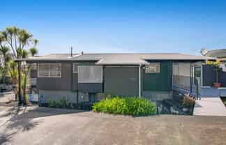 507 Hibiscus Coast Highway, Hatfields Beach