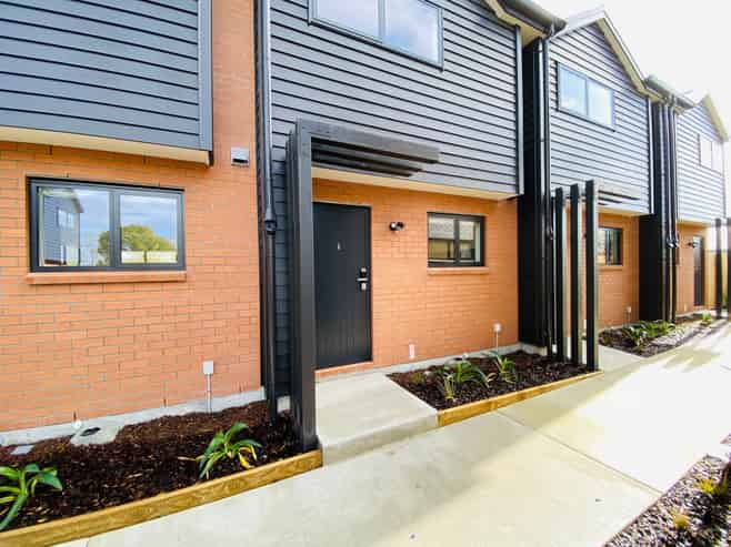 6/25 Childs Avenue, Pukekohe