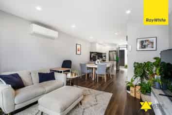 8 Tokai Place, Glen Eden