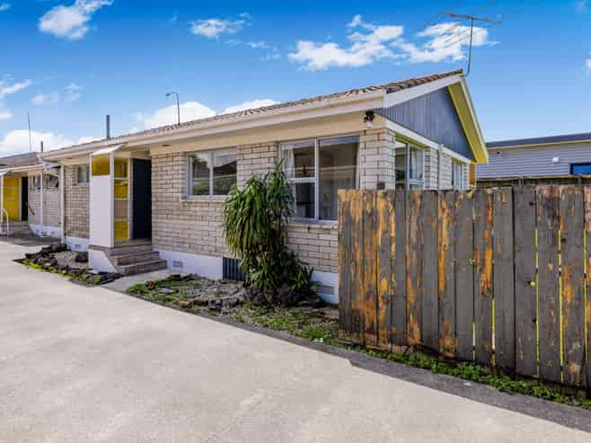 4/3 Corin Avenue, Manurewa