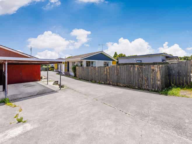 4/3 Corin Avenue, Manurewa