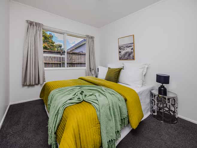 4/3 Corin Avenue, Manurewa