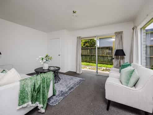 4/3 Corin Avenue, Manurewa