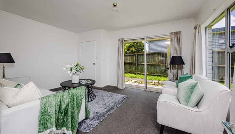 4/3 Corin Avenue, Manurewa