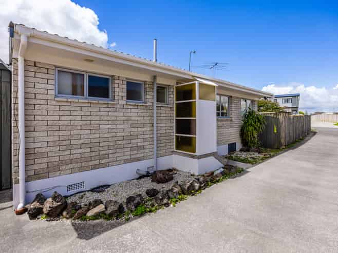 4/3 Corin Avenue, Manurewa