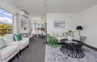 4/3 Corin Avenue, Manurewa