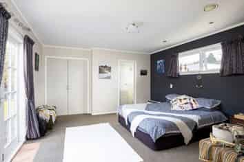 Taranaki - Address withheld