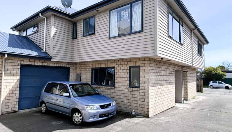 8B Charles Street, Waltham