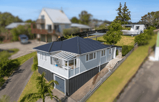 6 Kauri Road, Stanmore Bay