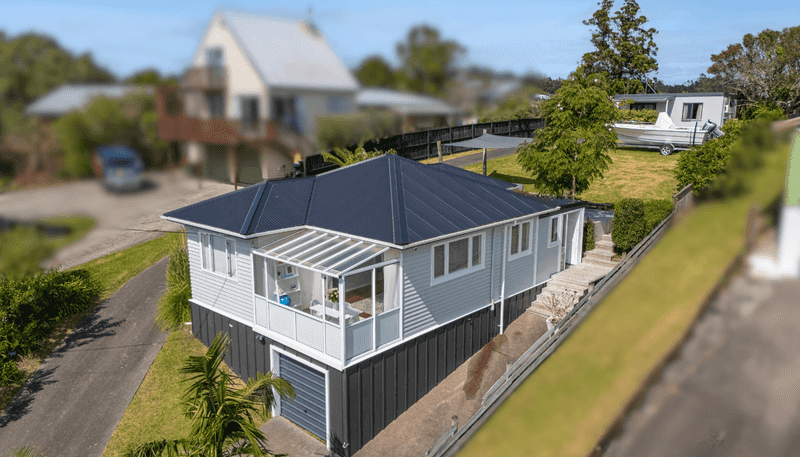 6 Kauri Road, Stanmore Bay